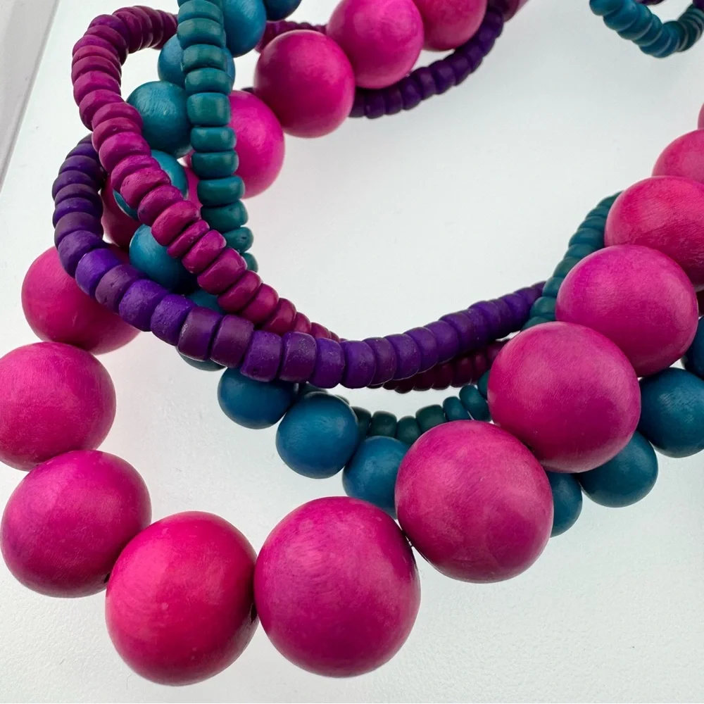 Vintage 80’s Retro Bold Multicolor Wood Beaded Necklace just in from Grandma - Picture 4 of 9